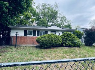 470 Colorado Ave, Pontiac, MI 48341