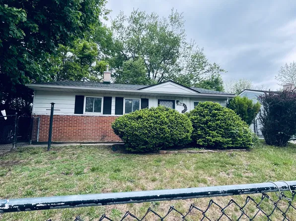 470 Colorado Ave, Pontiac, MI 48341