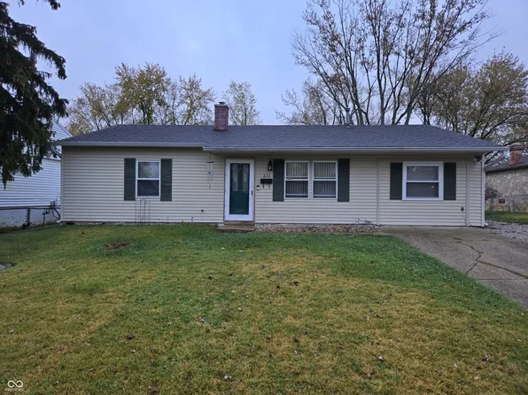 632 Nelson Dr, Mooresville, IN 46158