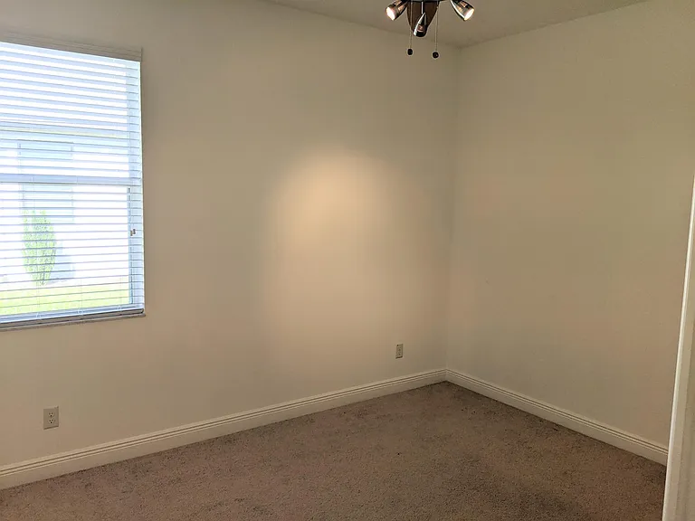 1882 W Angelica Loop — Photo 11
