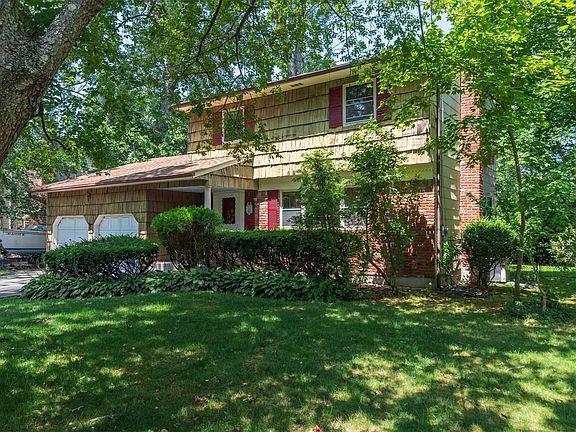 2nd image of 11 Dale Ln