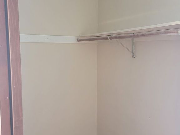 2nd image of 1318 N Van Buren St #10