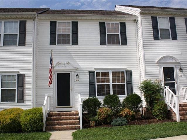 2nd image of 8186 June Way APT 304
