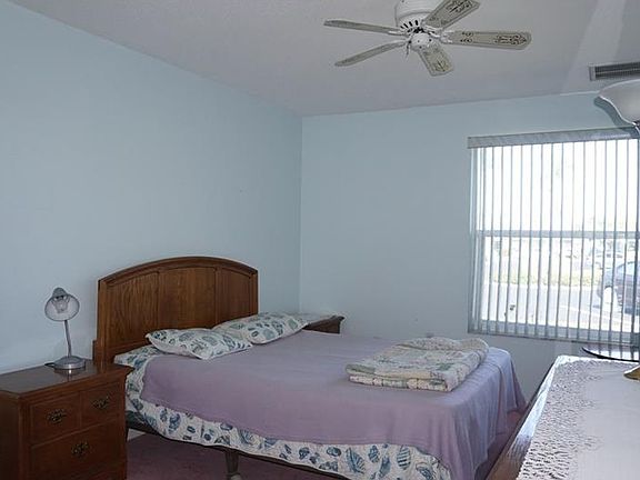 4th image of 4355 Tahitian Gardens Cir APT C