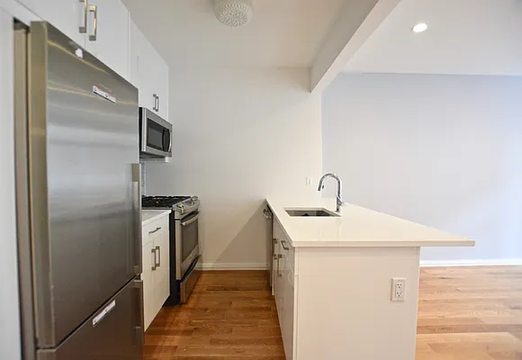 Rented by Rental Solutions Inc | media 6