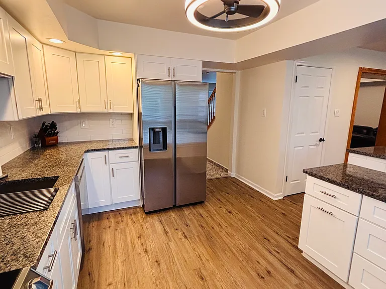 1706 McNelis Dr — Photo 8