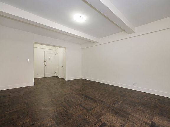5th image of 36 E 36th St APT 12D