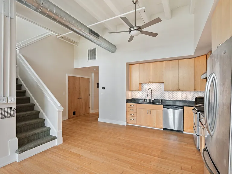 103 W Main St #301 — Photo 2