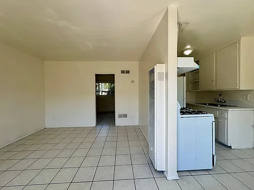 549 553 S Linden Street 585 #595 Photo 1