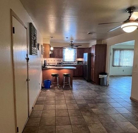 4th image of 263 Colonial Pl