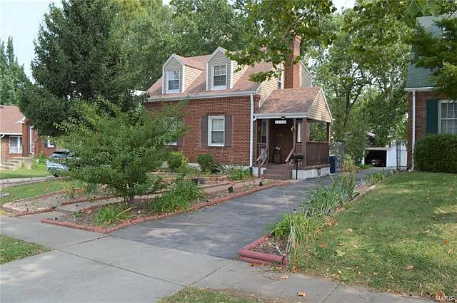 2404 Brown Rd photo 1