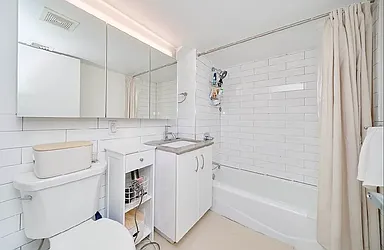 Rented by Living New York