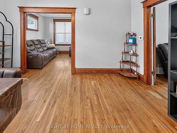 2nd image of 72 Maple St