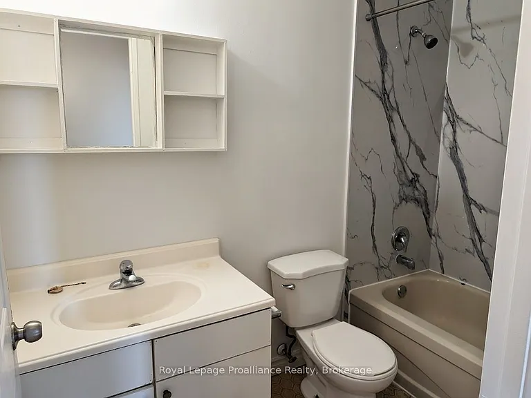 328 Aylmer St N #301 — Photo 9