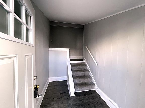 4th image of 511 E Deshler Ave #1/2