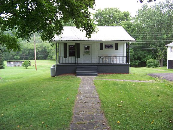 2nd image of 2412 Saltville Hwy