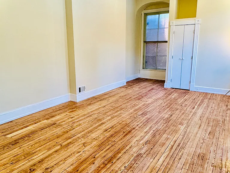 2212 Maryland Ave #1 — Photo 2
