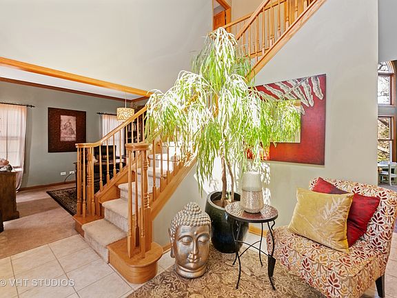 3rd image of 1032 Golden Ave