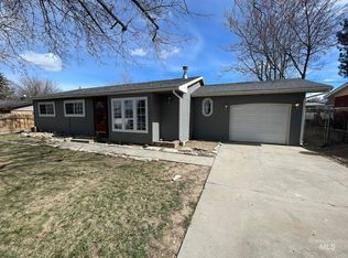 1408 Rim View Dr, Caldwell, ID 83605