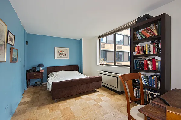 Rented by Douglas Elliman | media 17