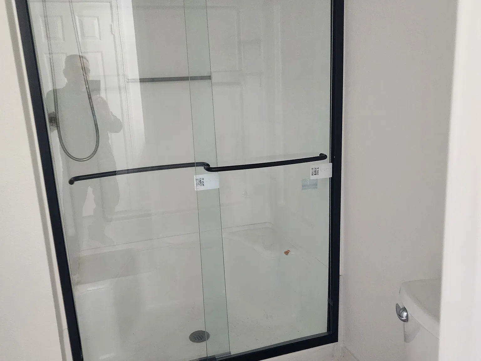 3 bed, $2,785 — Photo 2