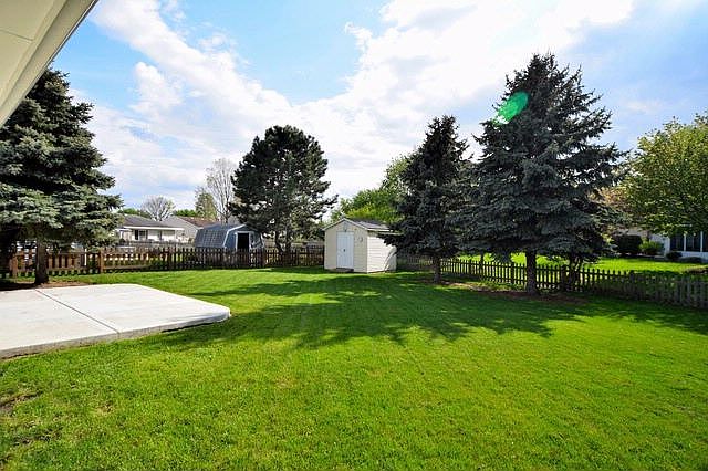 2nd image of 930 Greenfield Dr