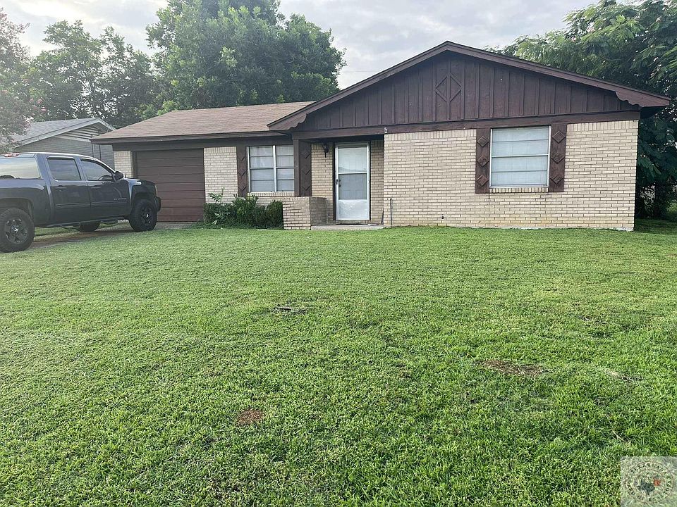 1st image of 1005 Louise Ln