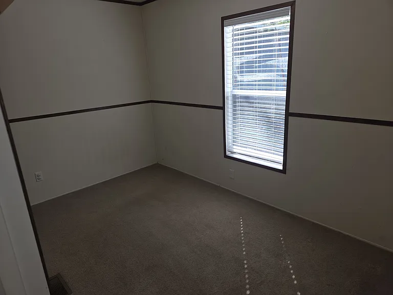 1040 Short Cut Rd — Photo 10