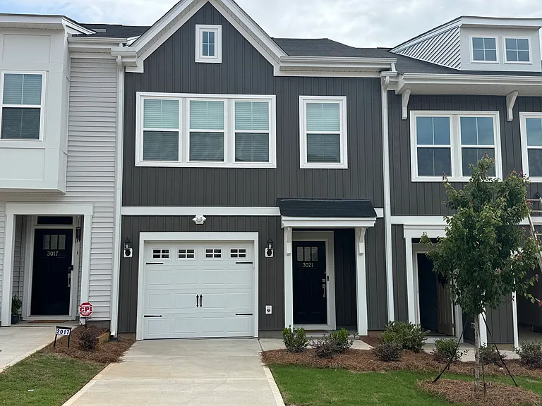 3021 Kingsfield Rd — Photo 1