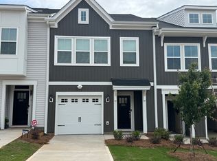 3021 Kingsfield Rd, Charlotte, NC 28208