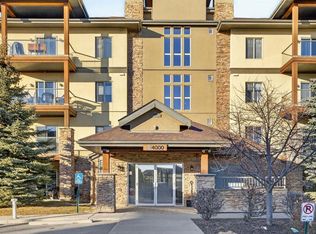 92 S Crystal Shores Rd #4103, Okotoks, AB T1S2N1