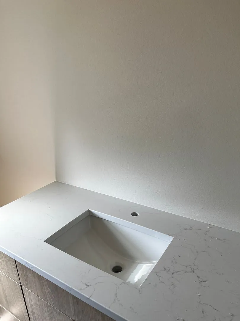 Pre-Leasing Brand New Home In Cornwall Neighborhood — Photo 4