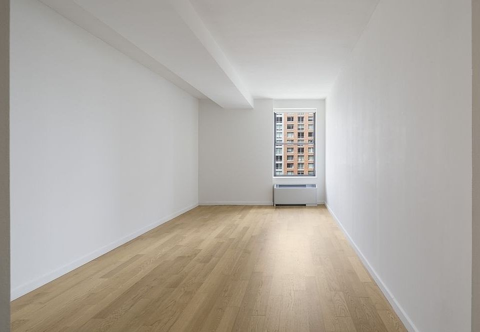 1st image of 1 West St APT 2013