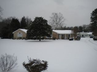 2212 Guilford College Rd, Jamestown, NC 27282