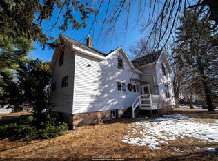 N916 County Road H, Fremont, WI 54940