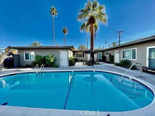 45521 Sunset Ln Photo 1