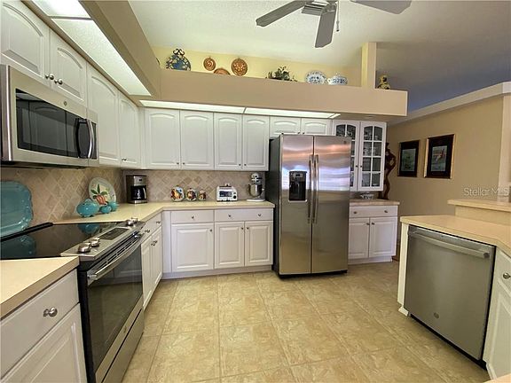 3rd image of 11212 Brambleleaf Way