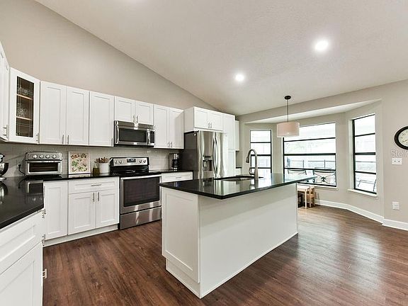 4th image of 7310 Forestwood Ct