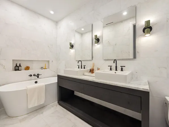 48 East 13th Street image 9 of 13