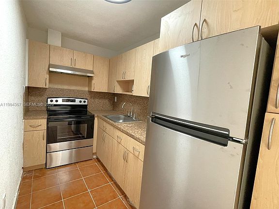 3rd image of 4721 NW 7th St APT 104-12