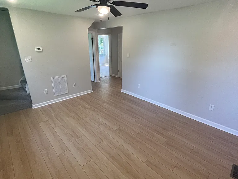 5800 Brighton Rd — Photo 14