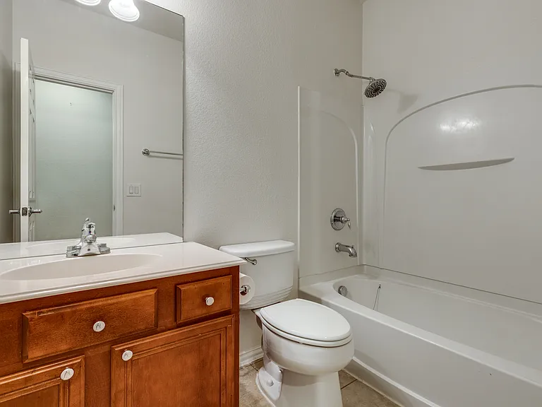 592 Burning Oak Dr — Photo 19