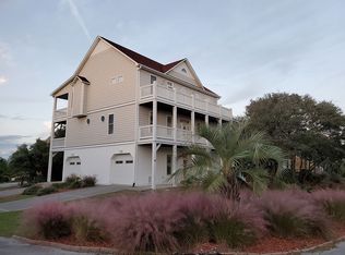47 S Oak Dr, Surf City, NC 28445