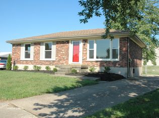 6700 Cape Ct, Louisville, KY 40219