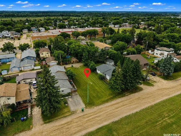 1110 16th STREET W, Prince Albert, SK S6V 3W3