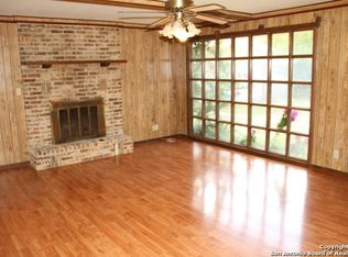 504 Brooks Ave, Schertz, TX 78154