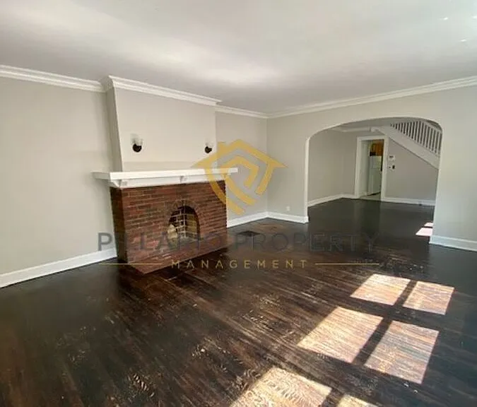 4515 N College Ave — Photo 5