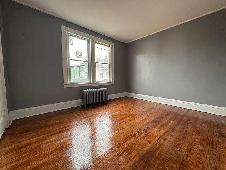 1069 Capitol Ave #2E — Photo 3