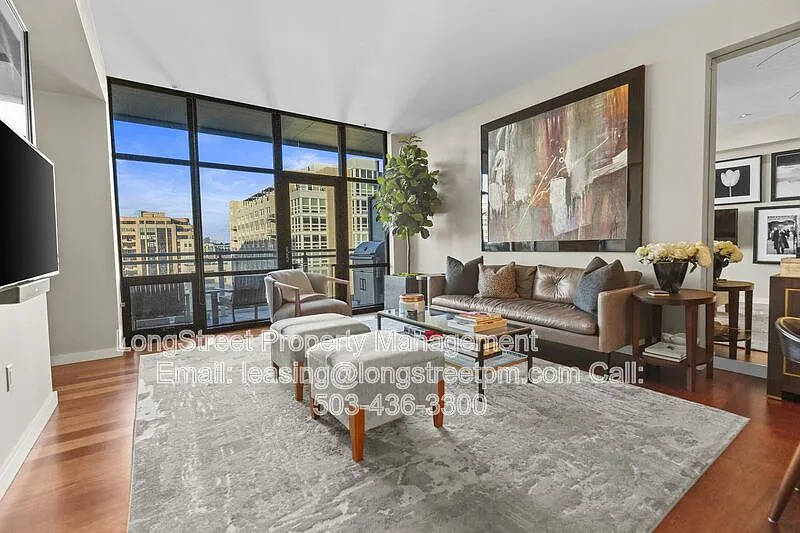 1 bed, 2.0 bath, 960 sqft, $2,595 — Photo 3