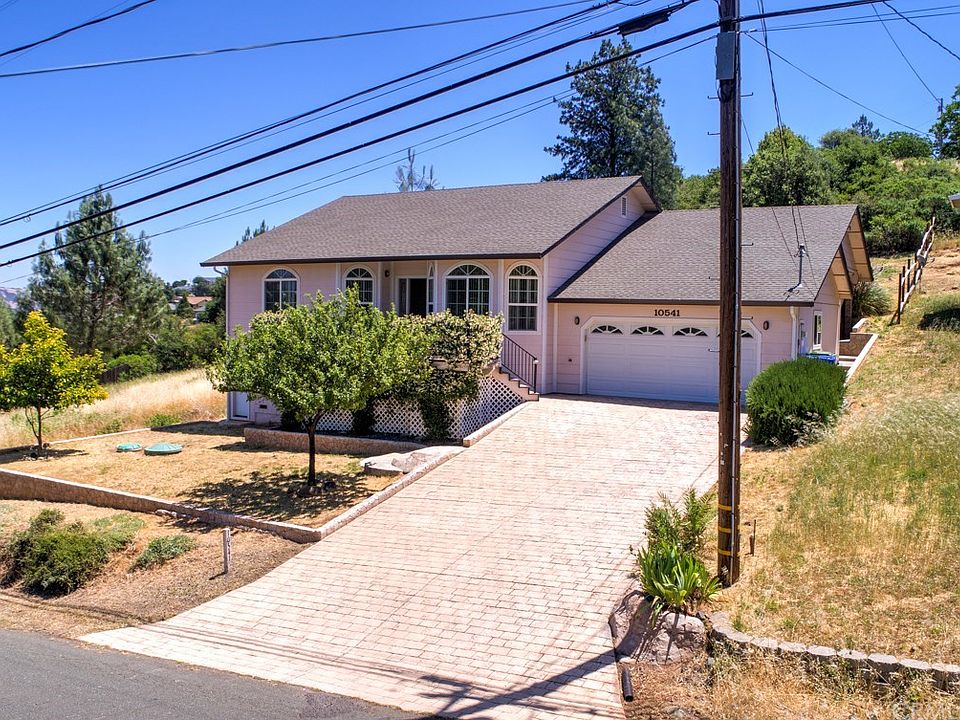 1st image of 10541 Fairway Dr